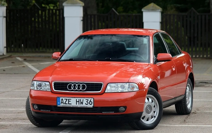 Audi A4 cena 12900 przebieg: 125000, rok produkcji 2000 z Biecz małe 596